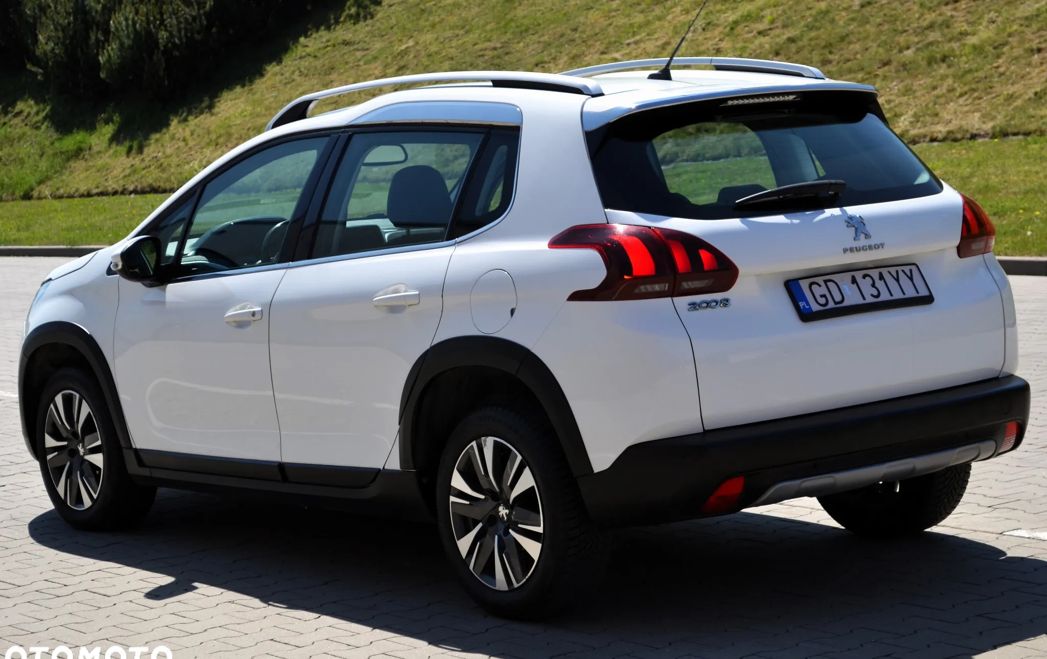 Peugeot 2008 cena 49900 przebieg: 138000, rok produkcji 2018 z Gdańsk małe 781